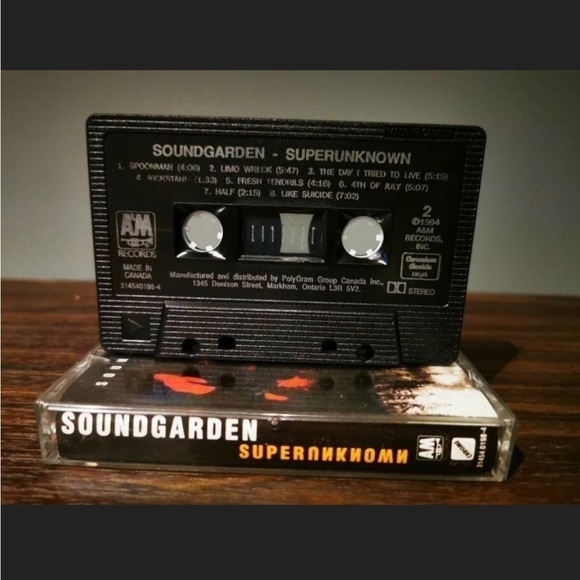 SOUNDGARDEN - SuperUnknown - Cassette Tape - Picture 2 of 2